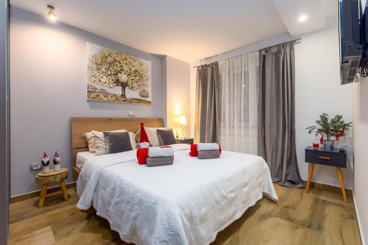 Lavanda Maslina - New Luxury Apartments Pula Exterior photo
