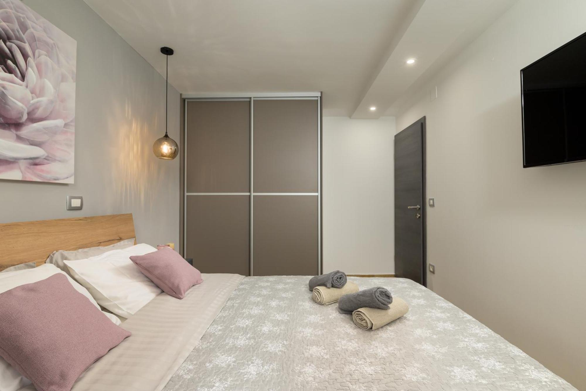 Lavanda Maslina - New Luxury Apartments Pula Exterior photo