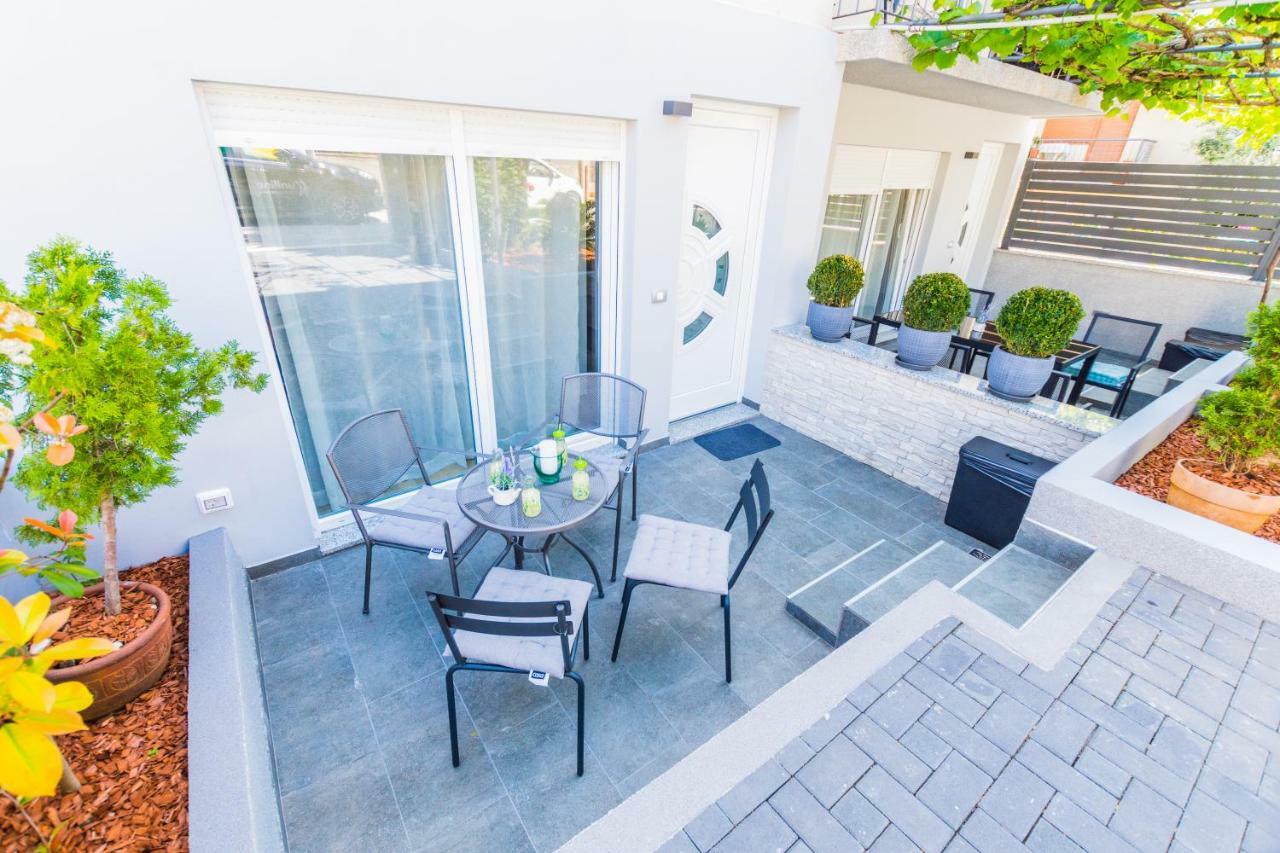Lavanda Maslina - New Luxury Apartments Pula Exterior photo